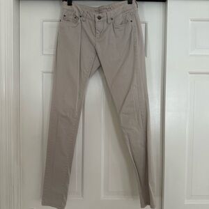 Skinny Pants in Beige